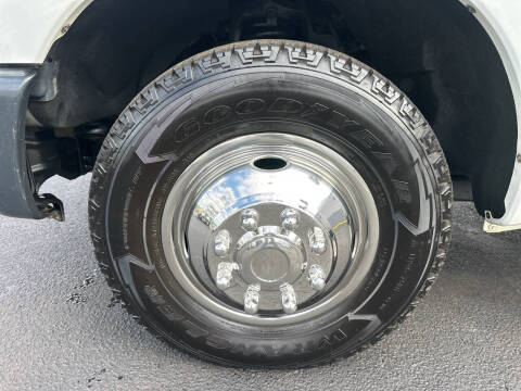 2012 Ford F-350 Super Duty XL