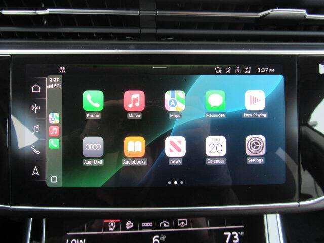 2022 Audi Q8 quattro Premium 55 TFSI