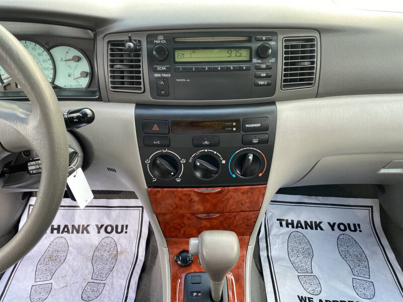 2003 Toyota Corolla LE