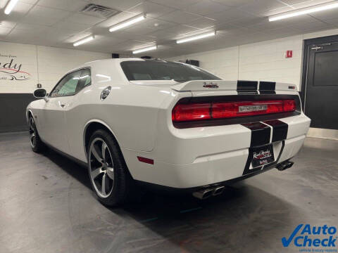 2014 Dodge Challenger SRT8