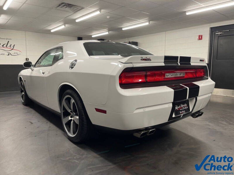 2014 Dodge Challenger SRT8