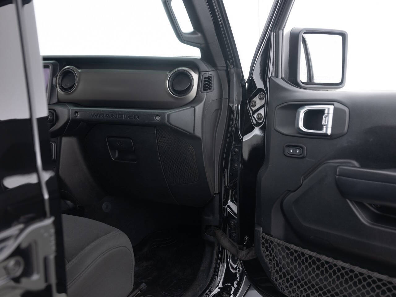 Used Car 2018 Jeep Wrangler Unlimited  Sport S 4x4 4dr Suv (midyear Release) For Sale Under $20,000 In Coal City, Illinois