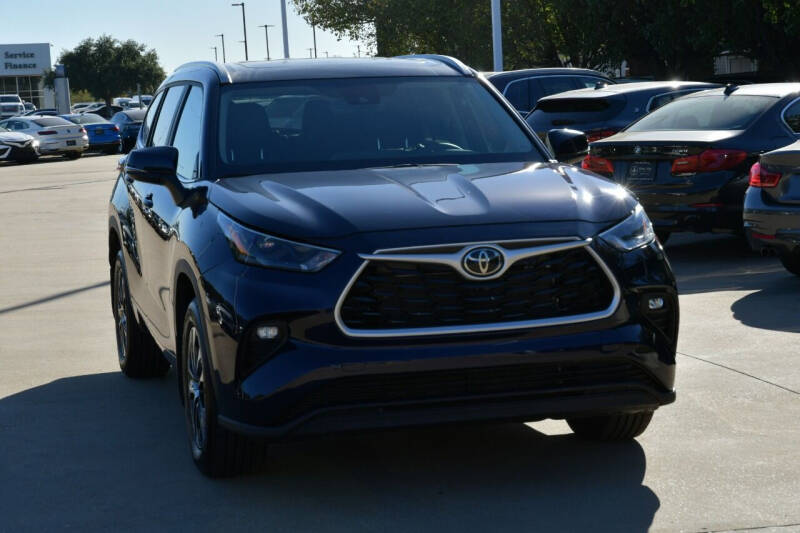 2023 Toyota Highlander for sale at Silver Star Motorcars in Dallas TX