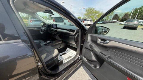 2021 Ford Escape SE