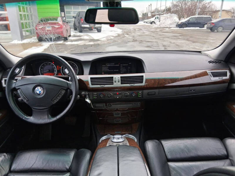 2004 BMW 7 Series 745Li
