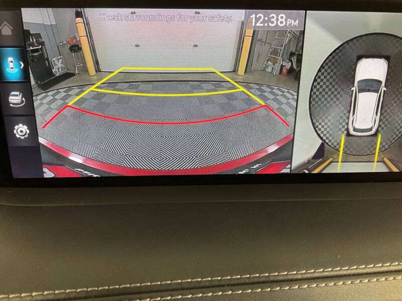 2024 Genesis GV70 2.5T Standard