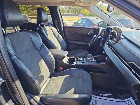 2024 Mitsubishi Outlander SE