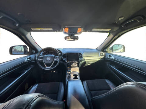 2019 Jeep Grand Cherokee Laredo