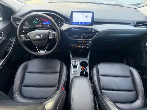 2021 Ford Escape Hybrid SEL