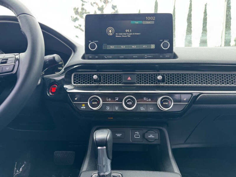 2022 Honda Civic EX-L