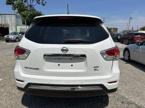 2013 Nissan Pathfinder SL