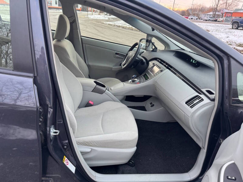 2012 Toyota Prius Two