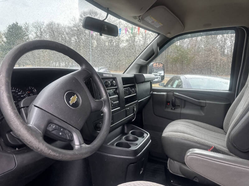2017 Chevrolet Express 2500