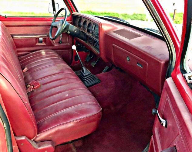 1988 Dodge D100 Pickup