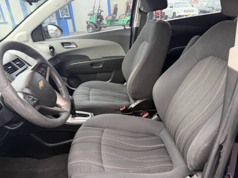 2016 Chevrolet Sonic LT Auto