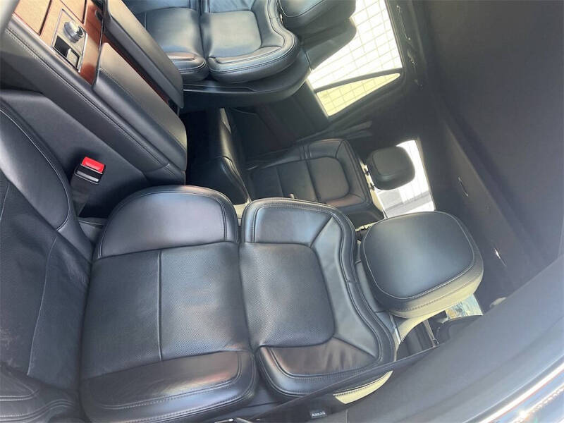 2023 Lincoln Navigator L Reserve