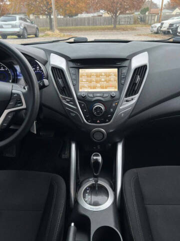 2016 Hyundai Veloster