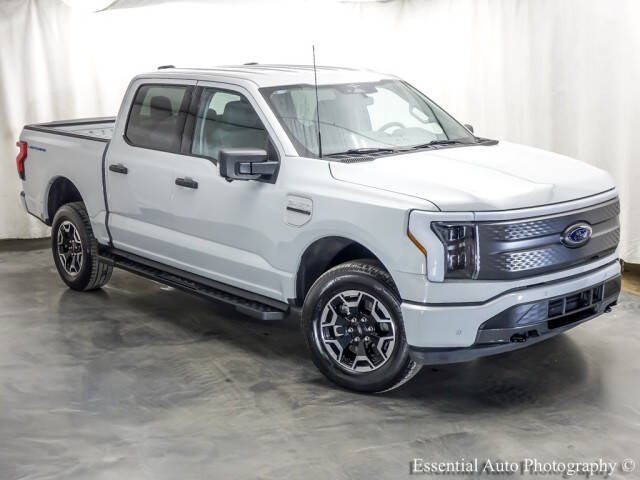 2023 Ford F-150 Lightning XLT