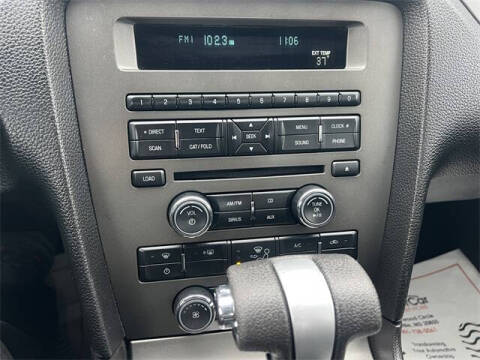 2010 Ford Mustang V6