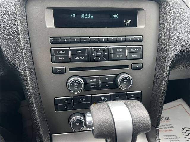 2010 Ford Mustang V6