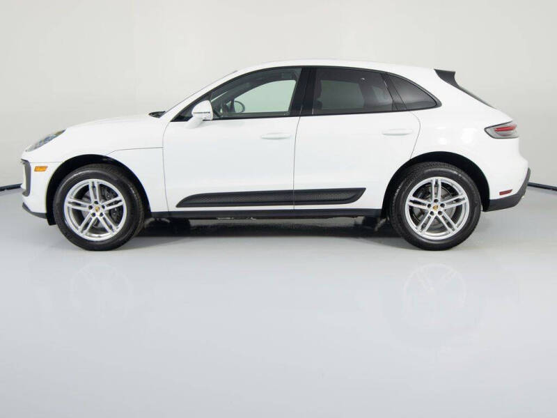 2025 Porsche Macan