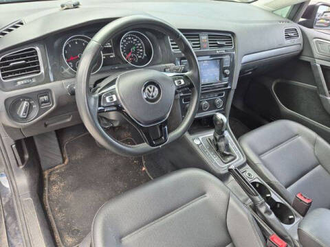 2021 Volkswagen Golf TSI