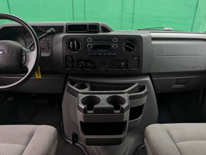 2012 Ford E-Series