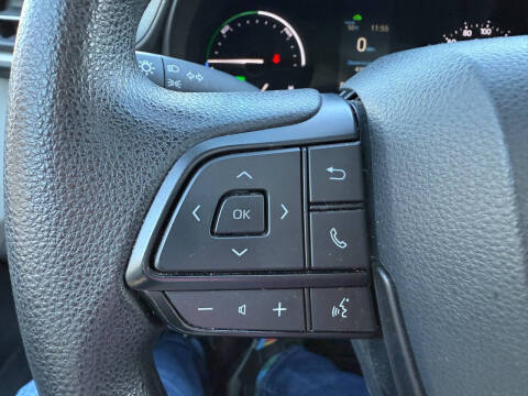 2024 Toyota Sienna LE 8-Passenger