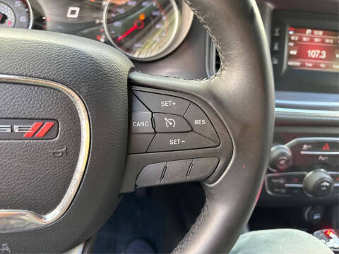 2015 Dodge Charger SE