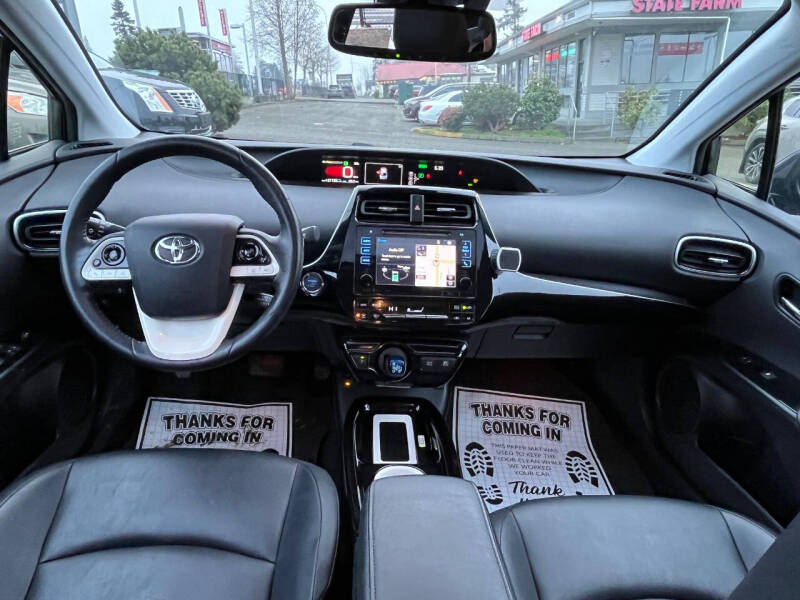 2016 Toyota Prius Four Touring