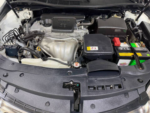 2017 Toyota Camry SE