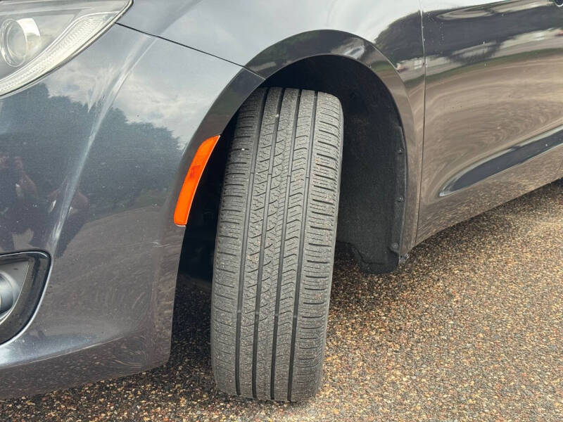 2019 Chrysler Pacifica Touring Plus