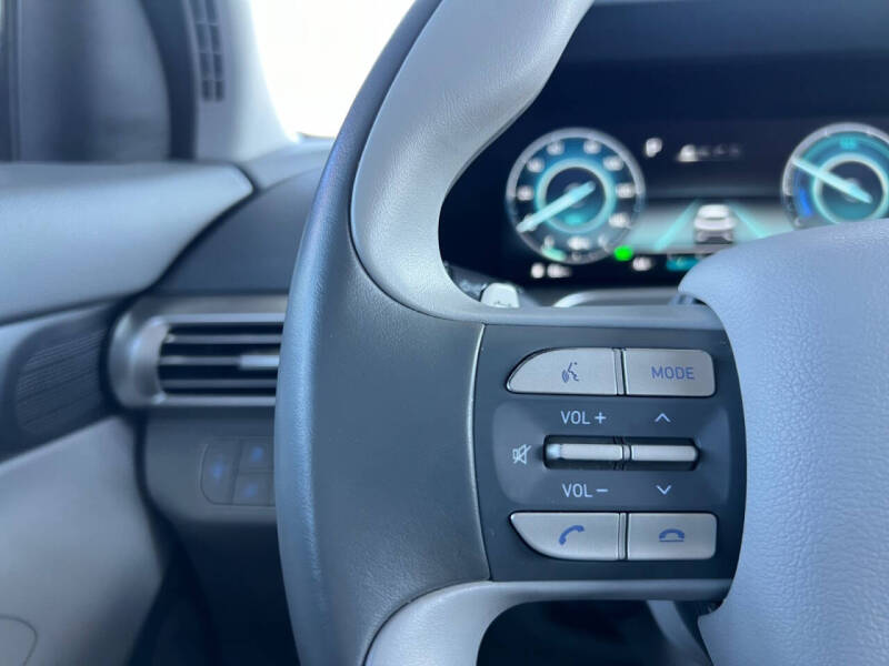 2022 Hyundai Nexo Blue