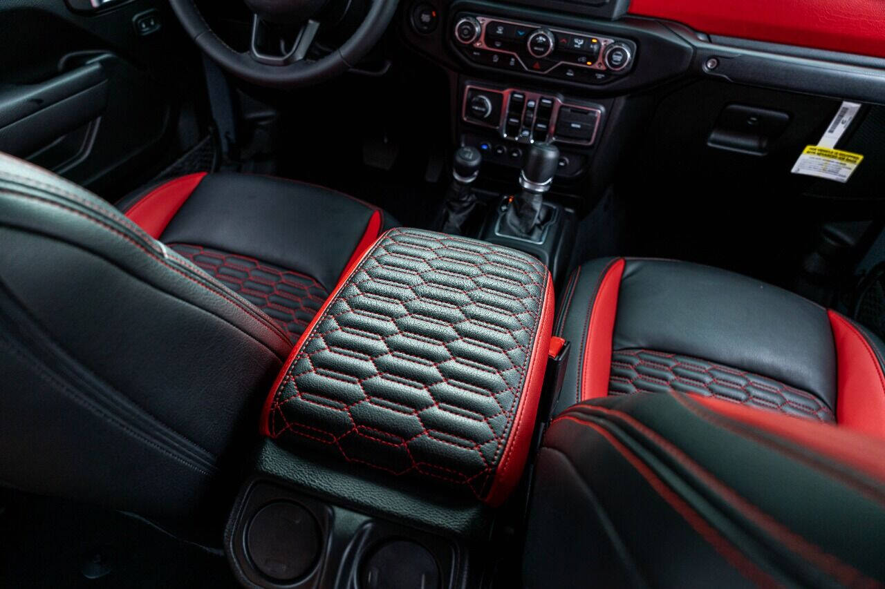 2023 JEEP Gladiator Pickup - $164,999