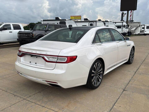 2019 Lincoln Continental Select
