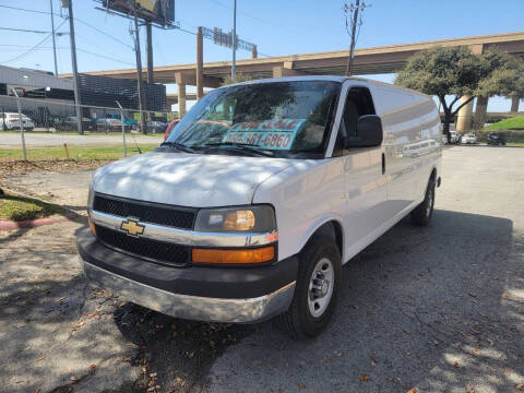 2014 Chevrolet Express for sale at Family Dfw Auto LLC in Dallas TX