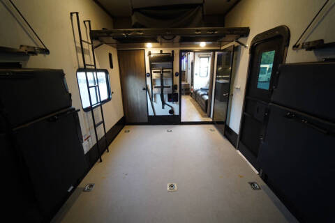 2022 F0REST RIVER ROGUE