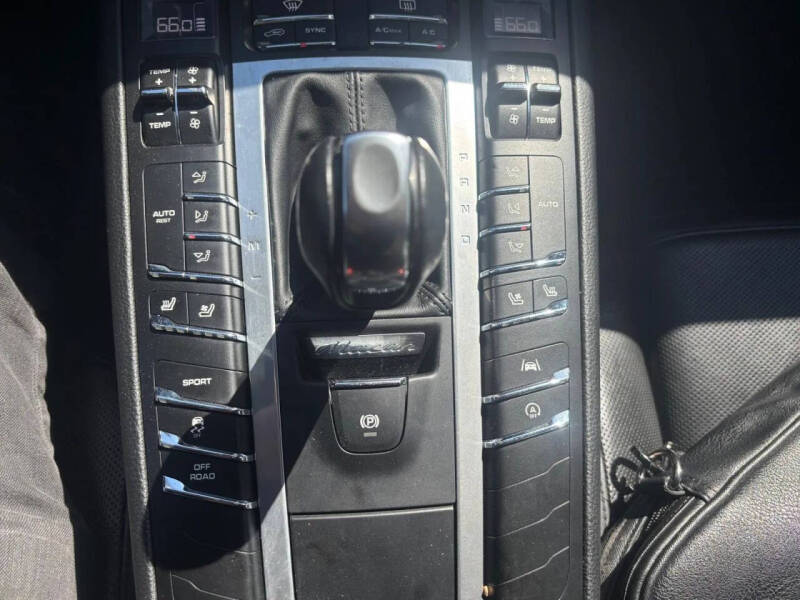 2021 Porsche Macan