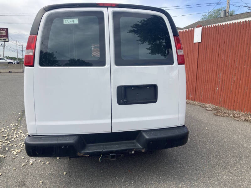 2019 GMC Savana 2500