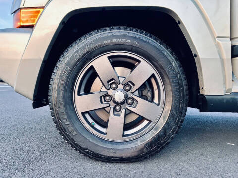 2007 Jeep Commander Sport