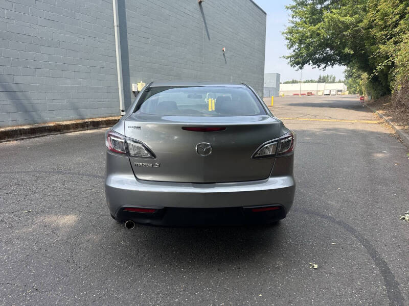 2011 Mazda MAZDA3 i Touring