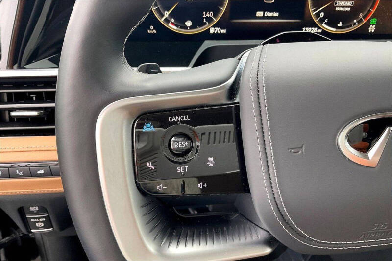 2025 Infiniti QX80 Sensory