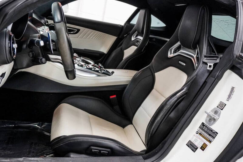 2016 Mercedes-Benz AMG GT S