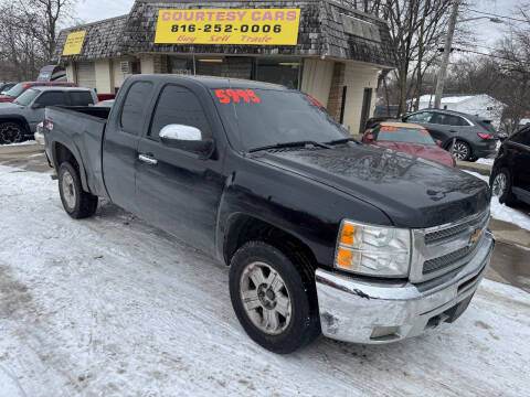 2013 Chevrolet Silverado 1500 for sale at Courtesy Cars in Independence MO