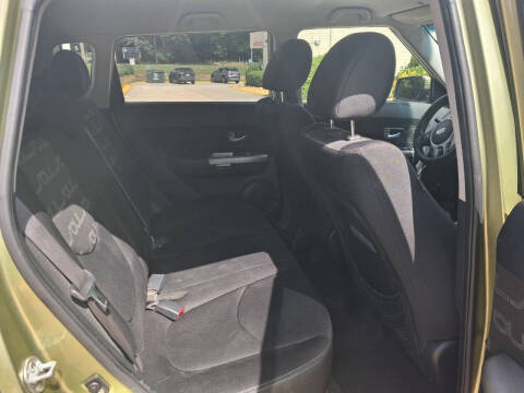 2012 Kia Soul +