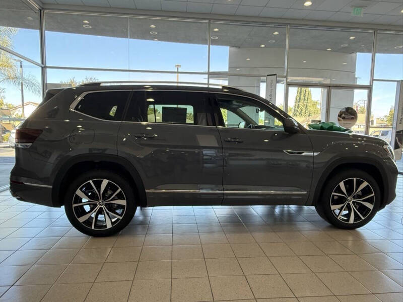 2026 Volkswagen Atlas SEL Premium R-Line 4Motion