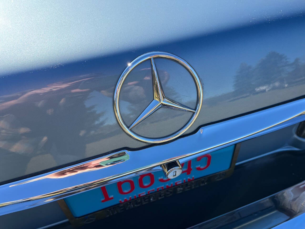 1986 Mercedes-Benz 560-Class 48