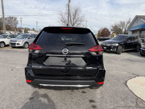 2019 Nissan Rogue S