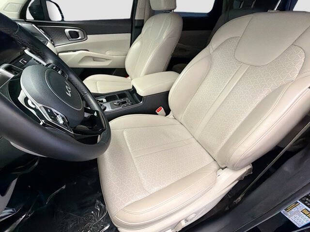 2023 Kia Sorento Hybrid EX