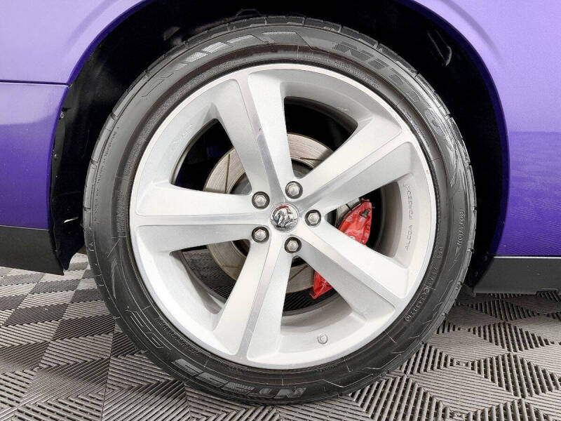 2010 Dodge Challenger SRT8
